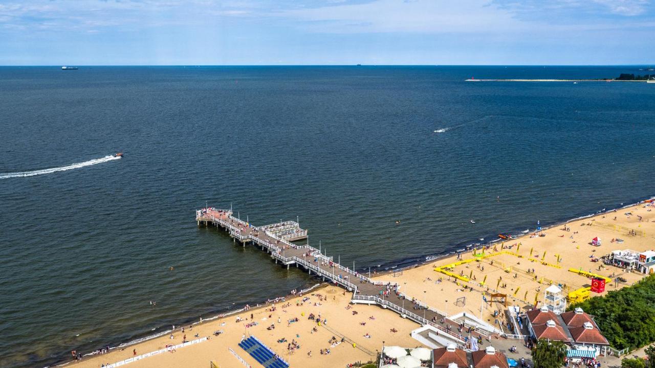 Apartamento Sunny Sleeps 4 By The Beach With Garden Patio - Gdansk Przymorze Exterior foto